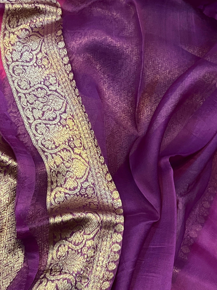 Peach Banarasi Handloom Kora Silk Saree - Aura Benaras