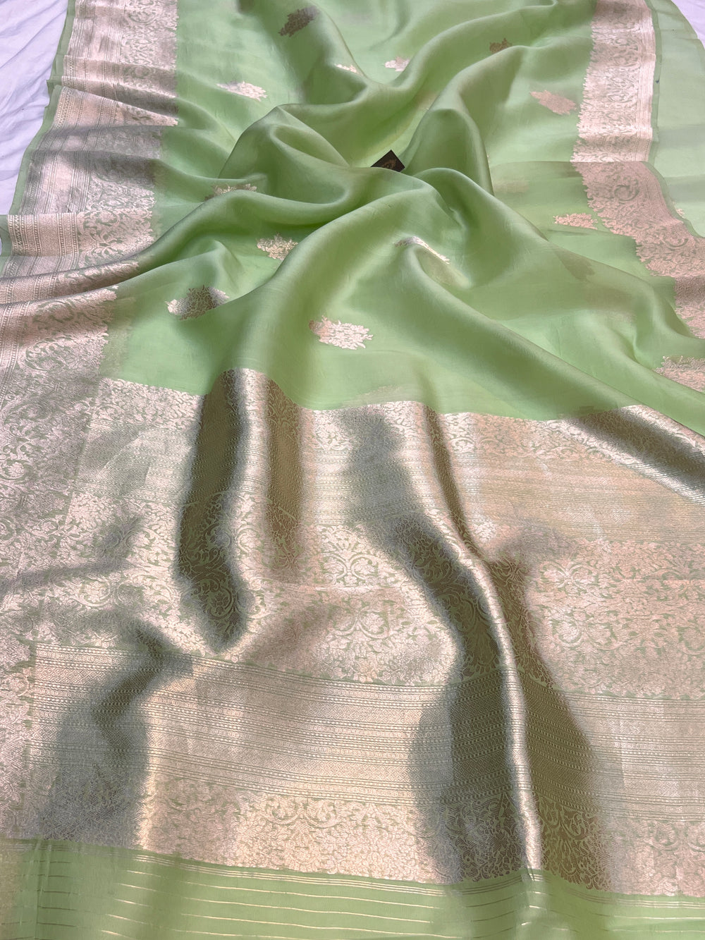 Pista Green Pure Kora Silk Handloom Banarasi Saree