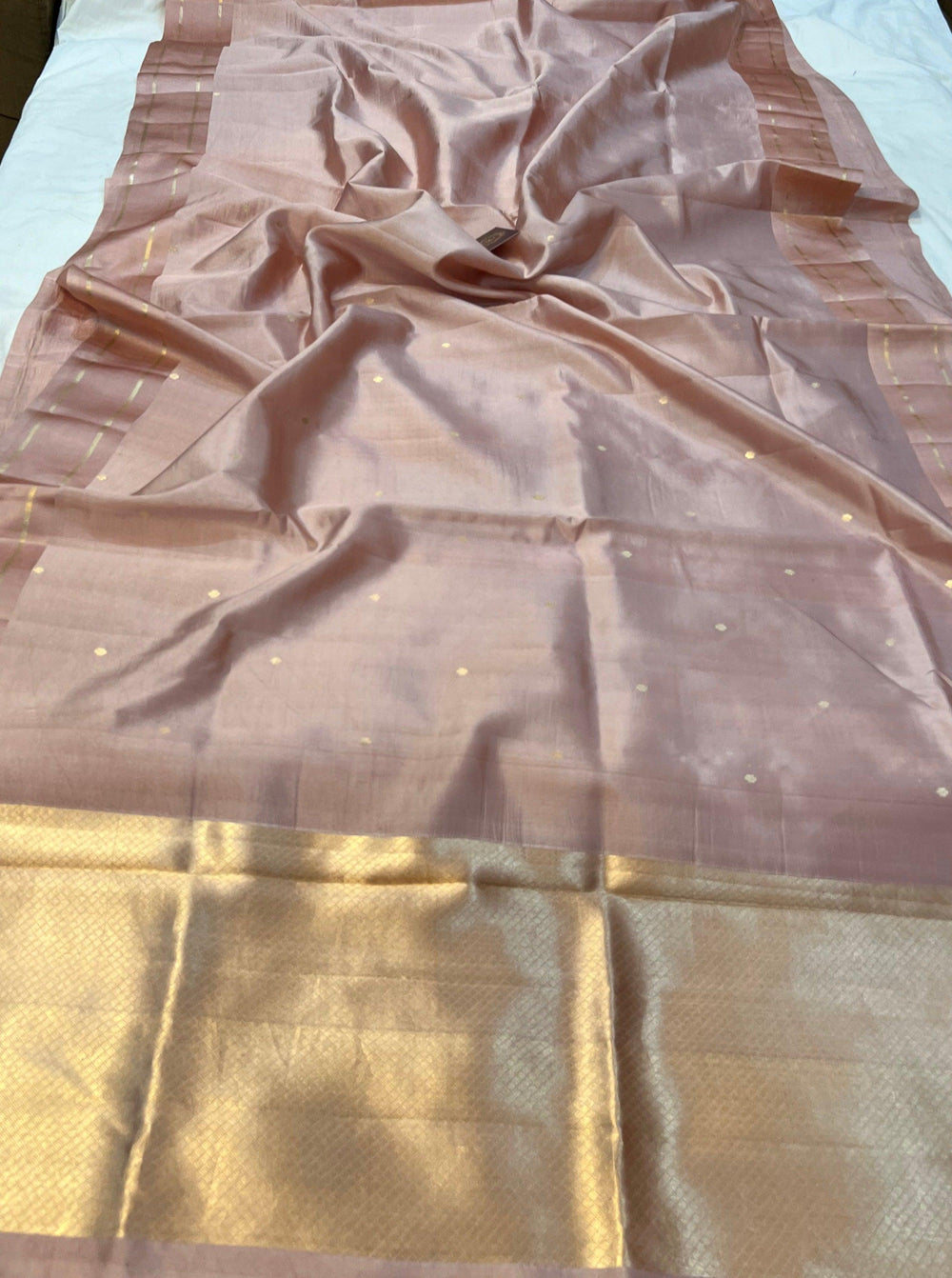 Old rose Pure Banarasi Handloom Silk Saree - Aura Benaras