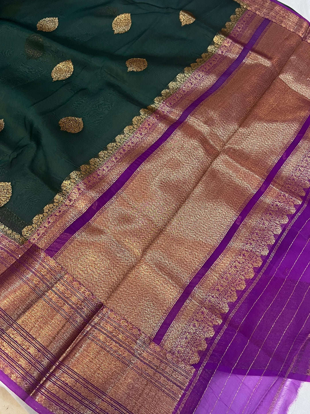 Bottle Green Banarasi Handloom Kora Silk Saree - Aura Benaras