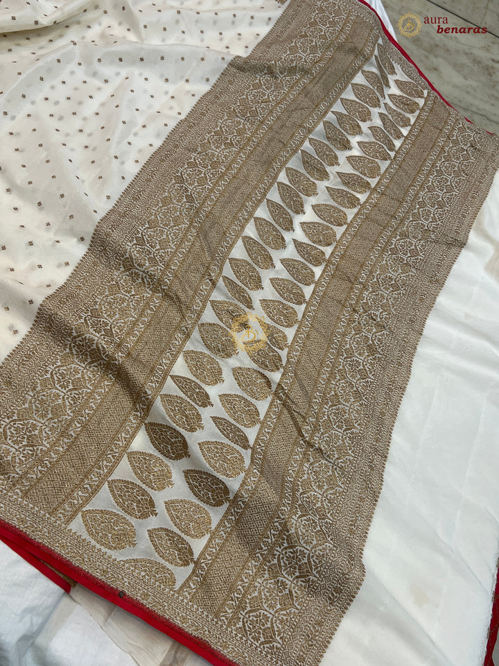 Off White Pure Crepe Silk Handloom Banarasi Saree