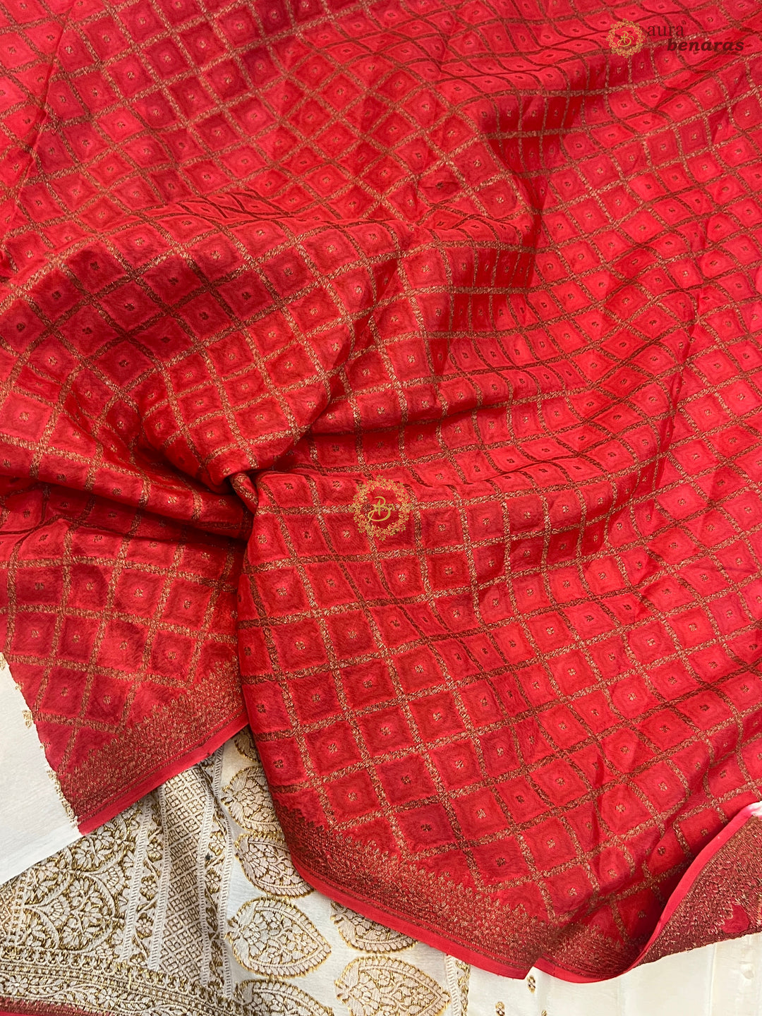 Off White Pure Crepe Silk Handloom Banarasi Saree