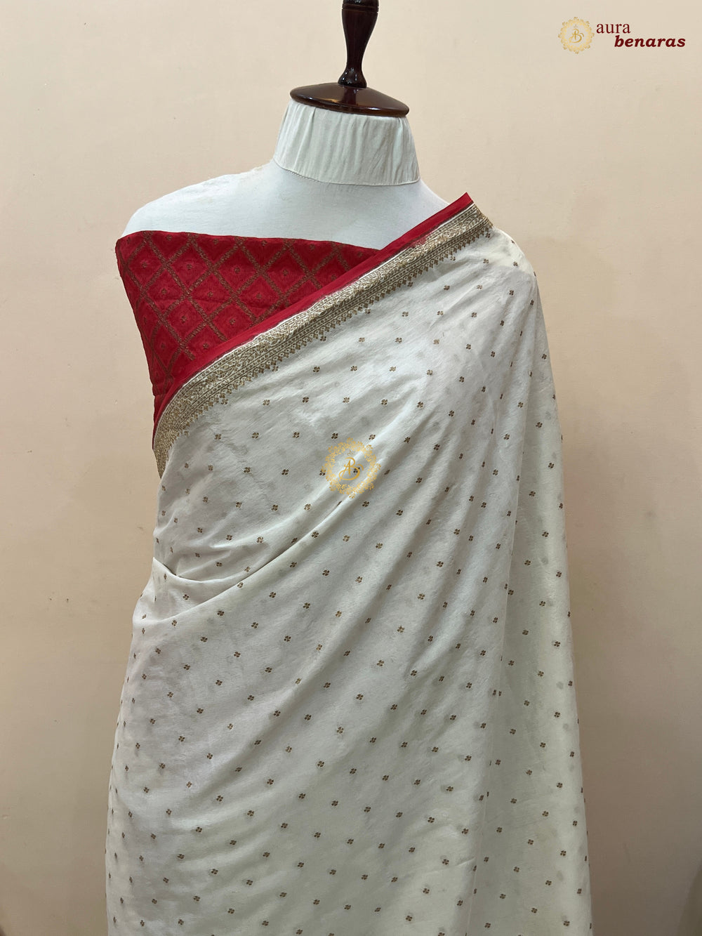 Off White Pure Crepe Silk Handloom Banarasi Saree