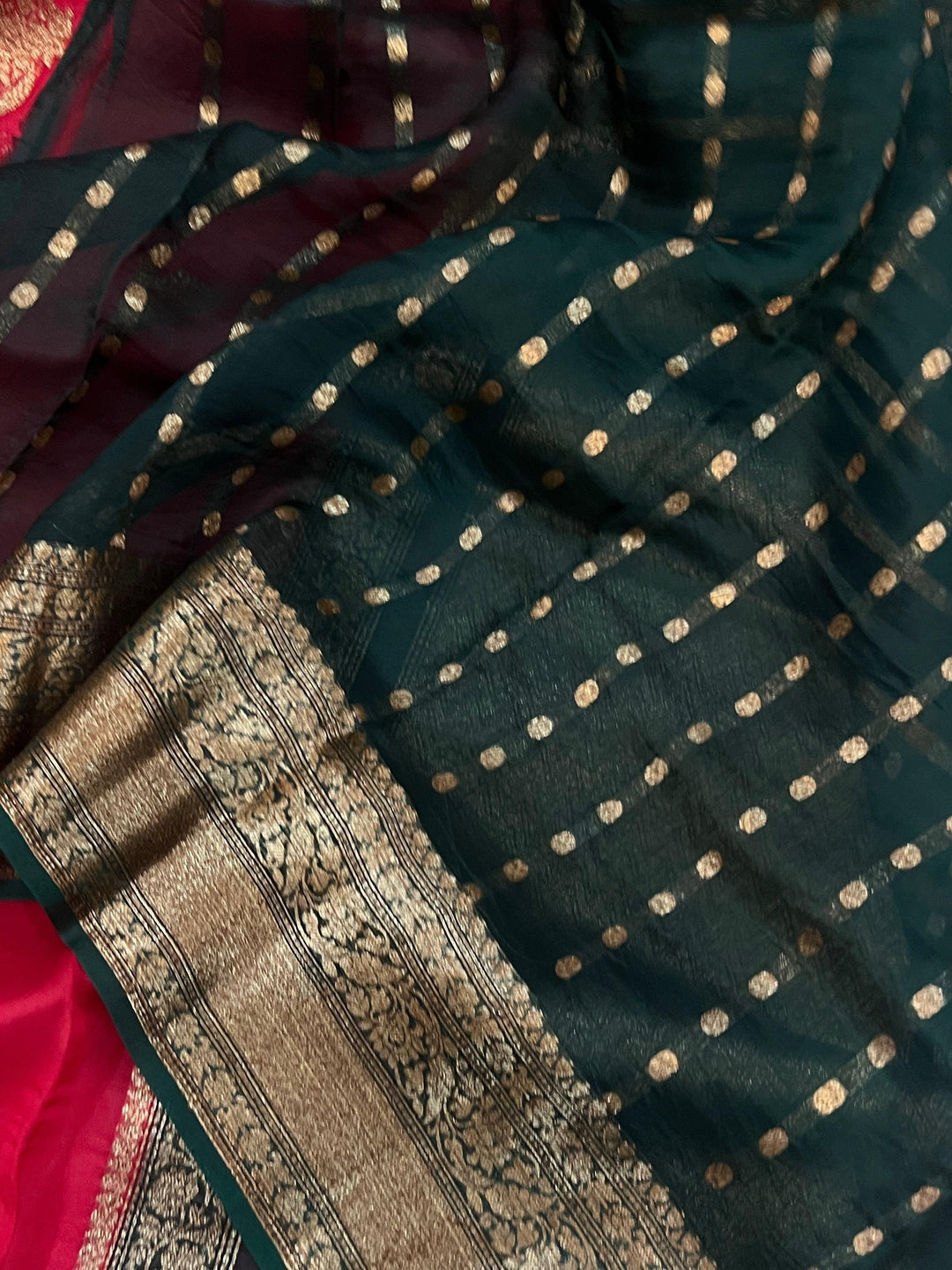 Red Banarasi Handloom Kora Silk Saree - Aura Benaras