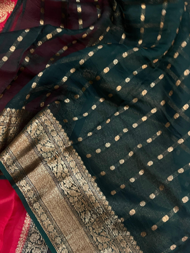 Red Banarasi Handloom Kora Silk Saree - Aura Benaras