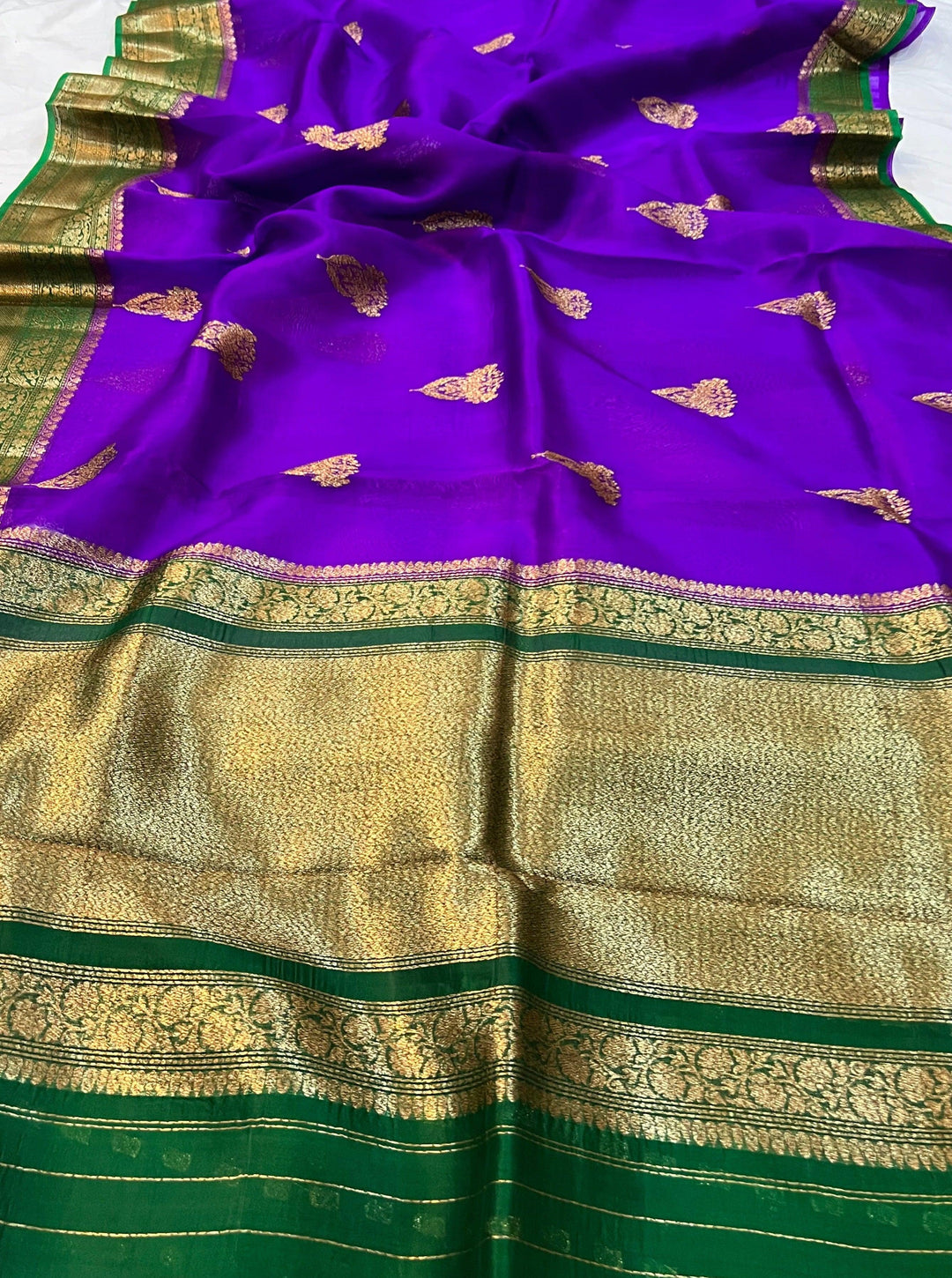 Purple Banarasi Handloom Kora Silk Saree - Aura Benaras