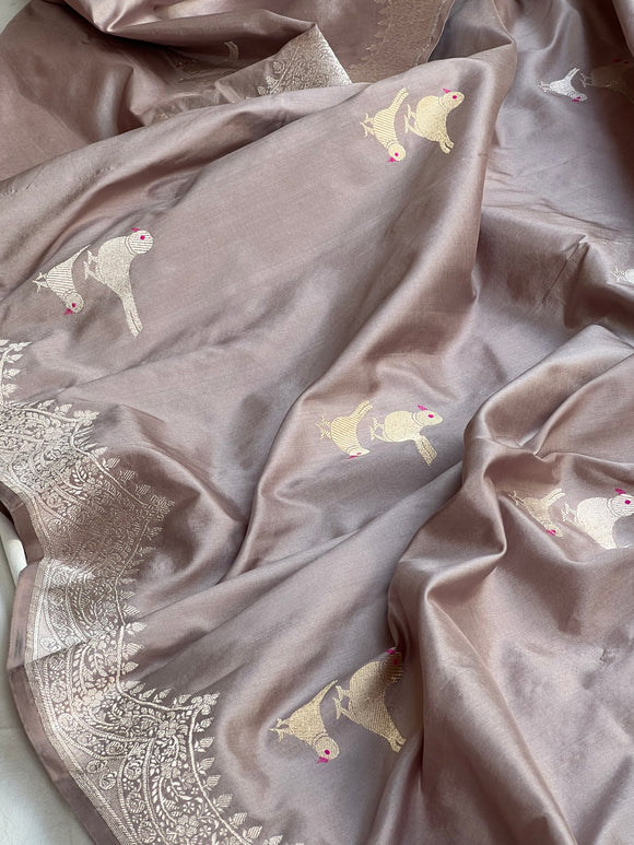 Grey Banarasi Handloom Katan Silk Saree - Aura Benaras