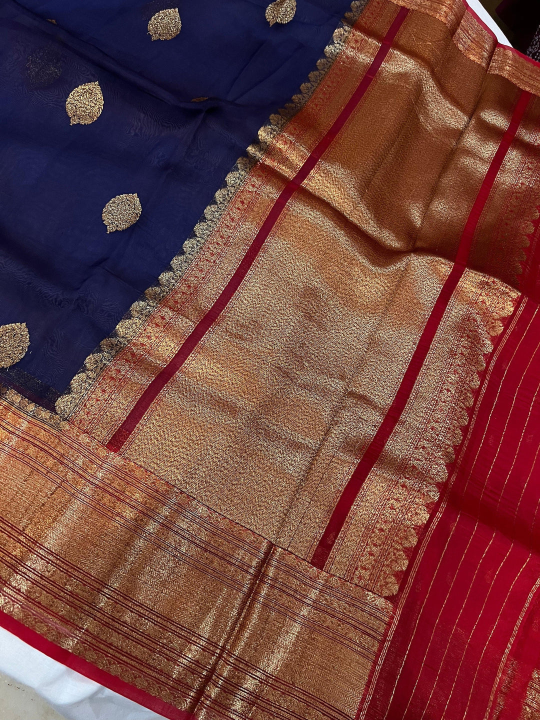 Navy Blue Banarasi Handloom Kora Silk Saree - Aura Benaras