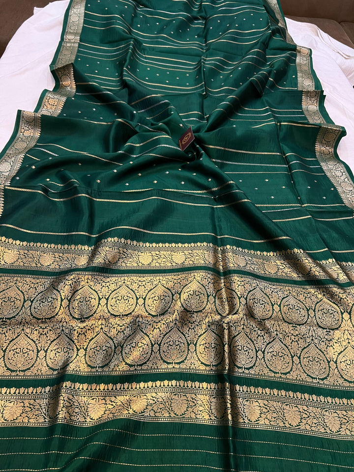 Bottle Green Pure Banarasi Handloom Silk Saree - Aura Benaras
