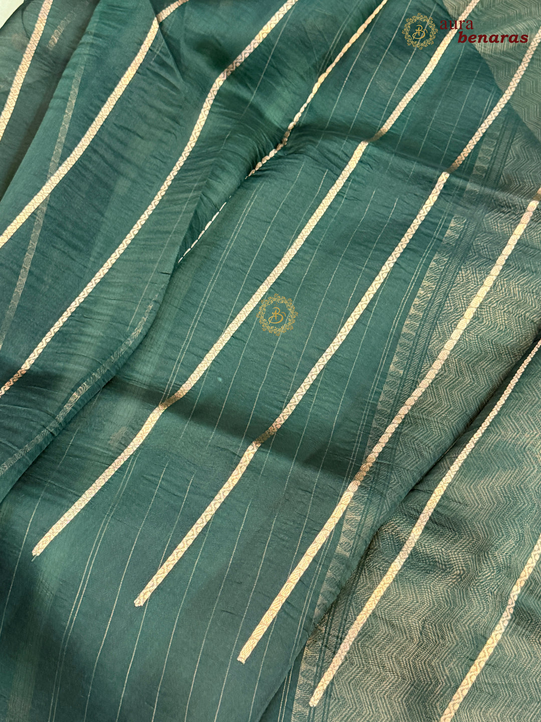 Light Pista Green Pure Kora Silk Banarasi Saree with Kadhwa Butis – Aura Benaras