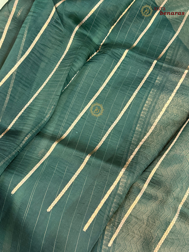 Light Pista Green Pure Kora Silk Banarasi Saree with Kadhwa Butis – Aura Benaras