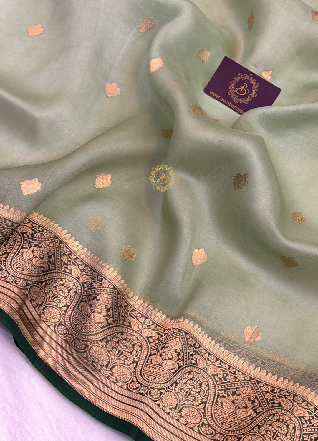Light Pista Green Pure Kora Silk Banarasi Saree with Kadhwa Butis – Aura Benaras