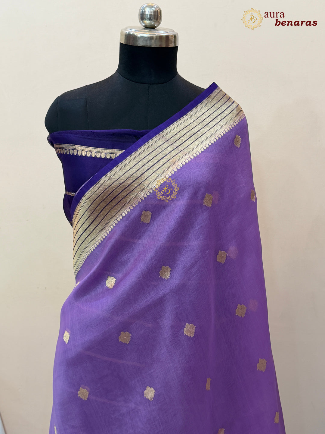 Lavender Pure Kora Silk Banarasi Saree with Kadhwa Butis – Aura Benaras