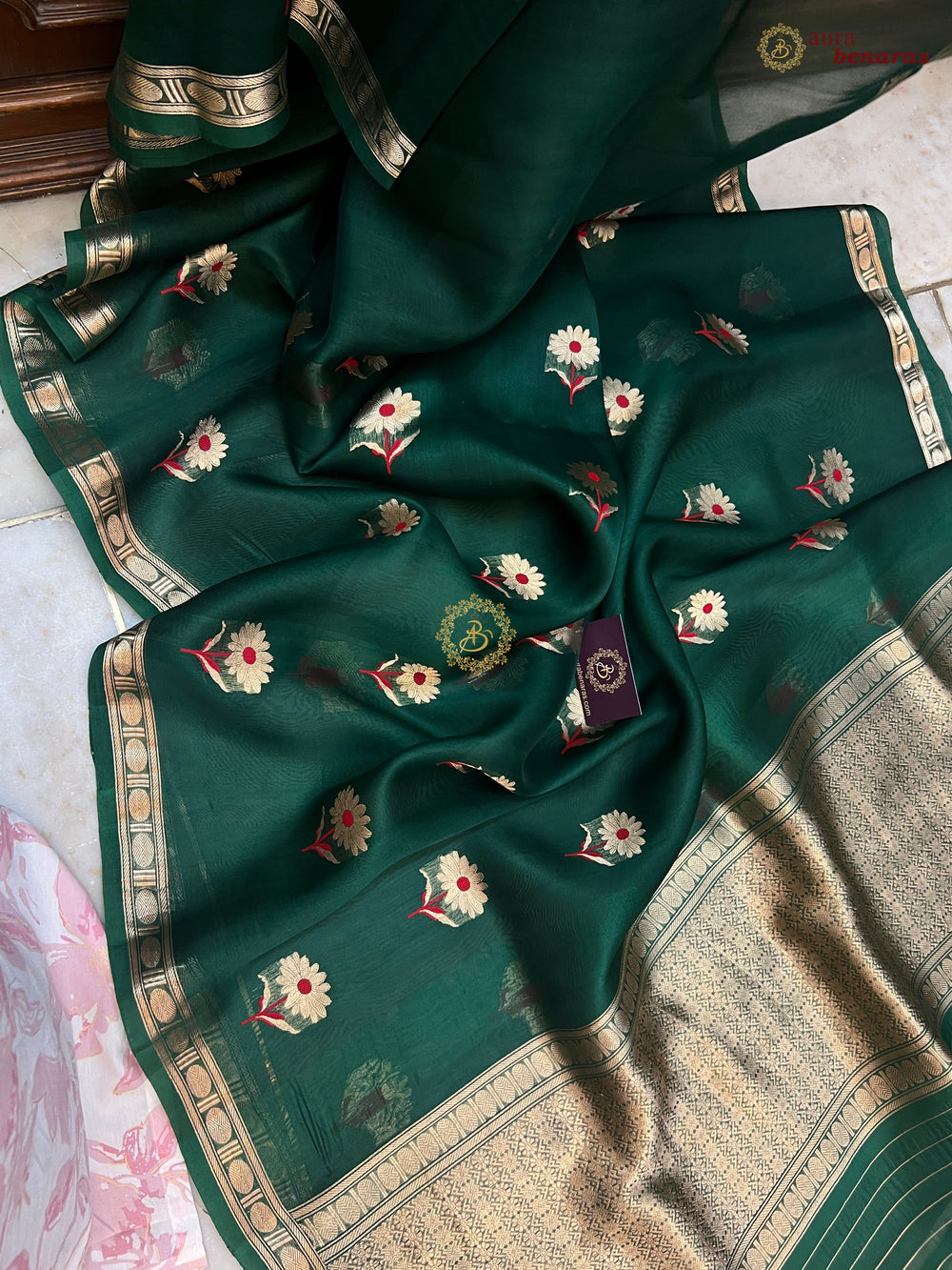Bottal Green Kora Silk Banarasi Saree with Kadhwa Zari & Meenakari