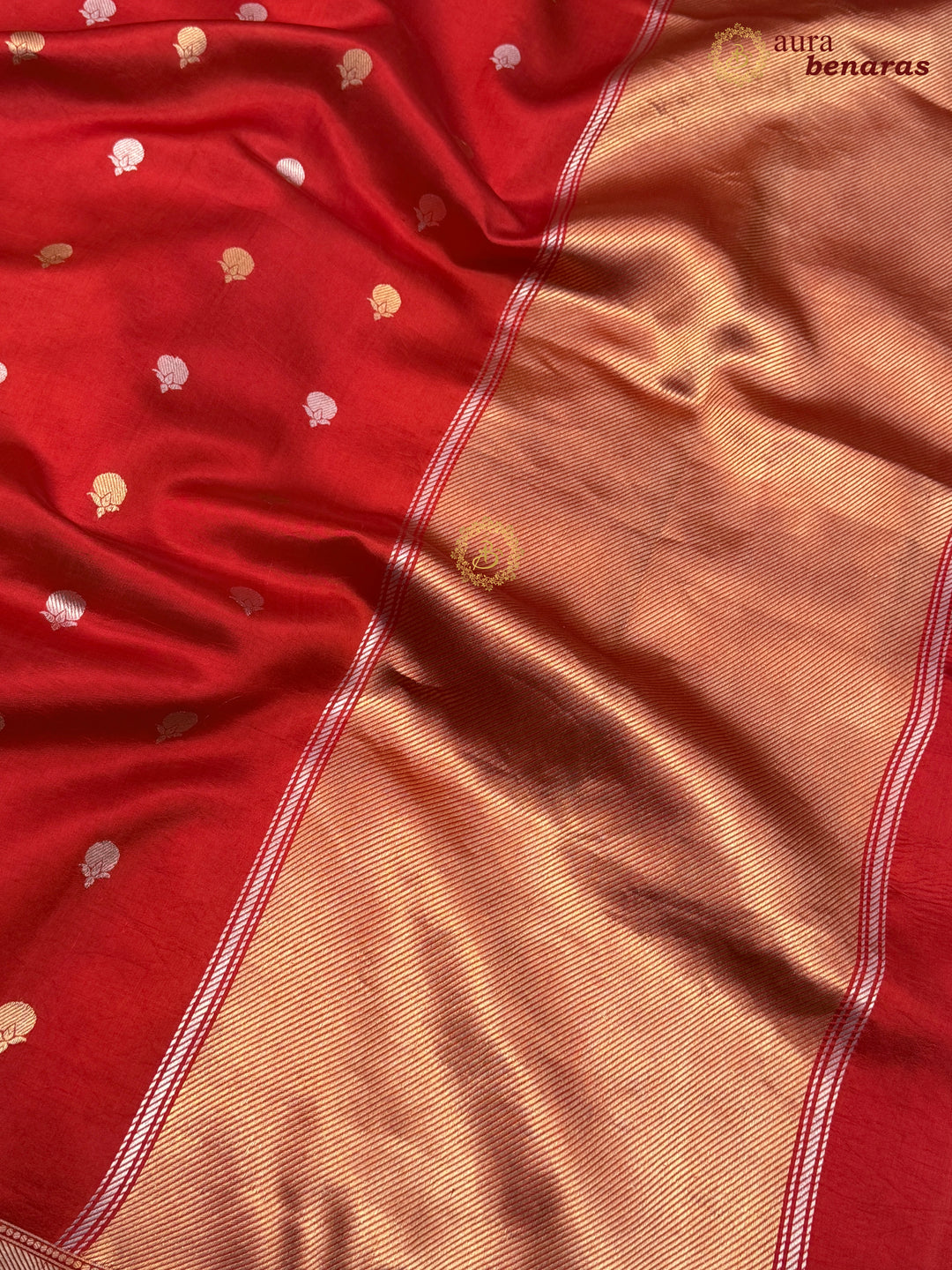 Red Pure Banarasi Handloom Silk Saree with Kadhwa Sona Rupa Motifs