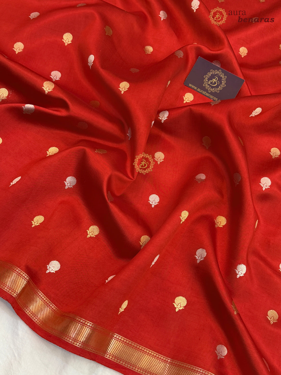 Red Pure Banarasi Handloom Silk Saree with Kadhwa Sona Rupa Motifs