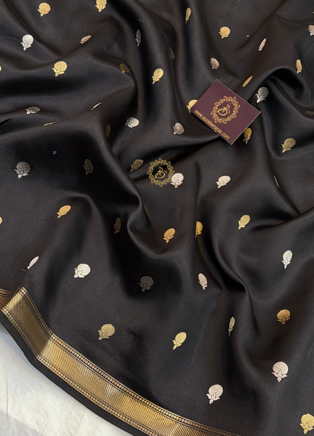Black Pure Banarasi Handloom Silk Saree with Kadhwa Sona Rupa Motifs