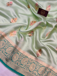 Pastel Green Banarasi Handloom Kora Silk Saree - Aura Benaras