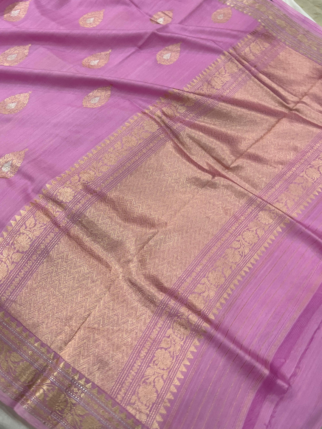 Lavender Pure Banarasi Handloom Silk Saree - Aura Benaras