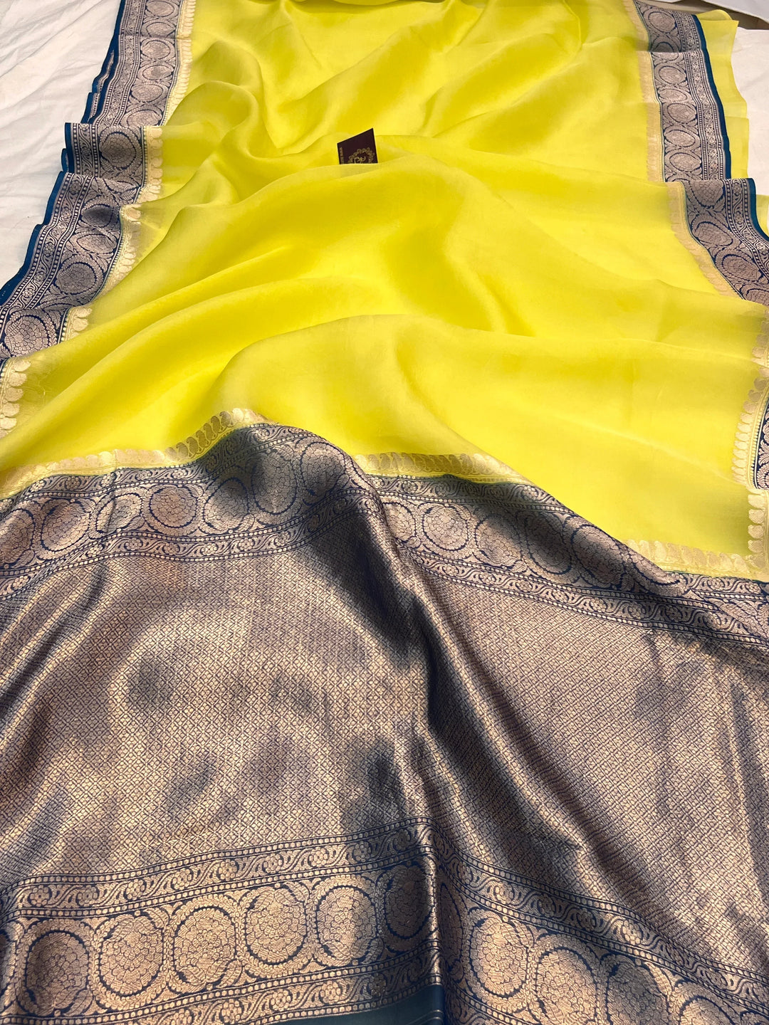 Lemon Yellow Pure Kora Silk Handloom Banarasi Saree