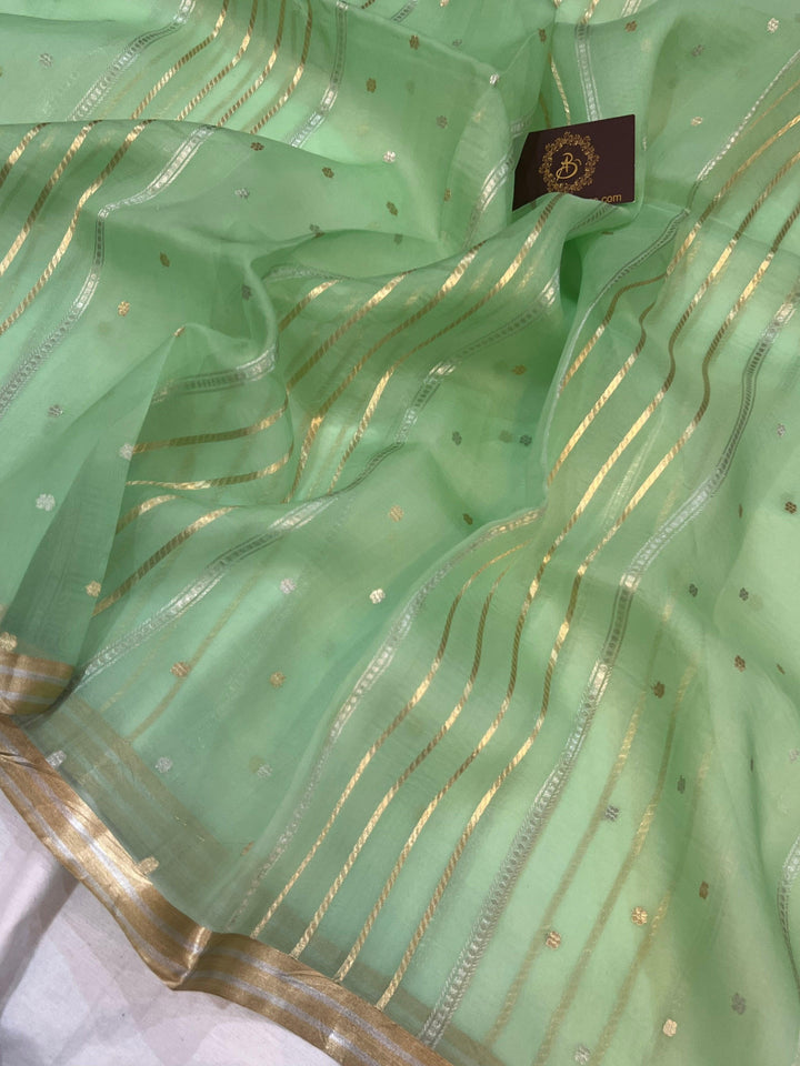 Pista Green Banarasi Handloom Kora Silk Saree - Aura Benaras