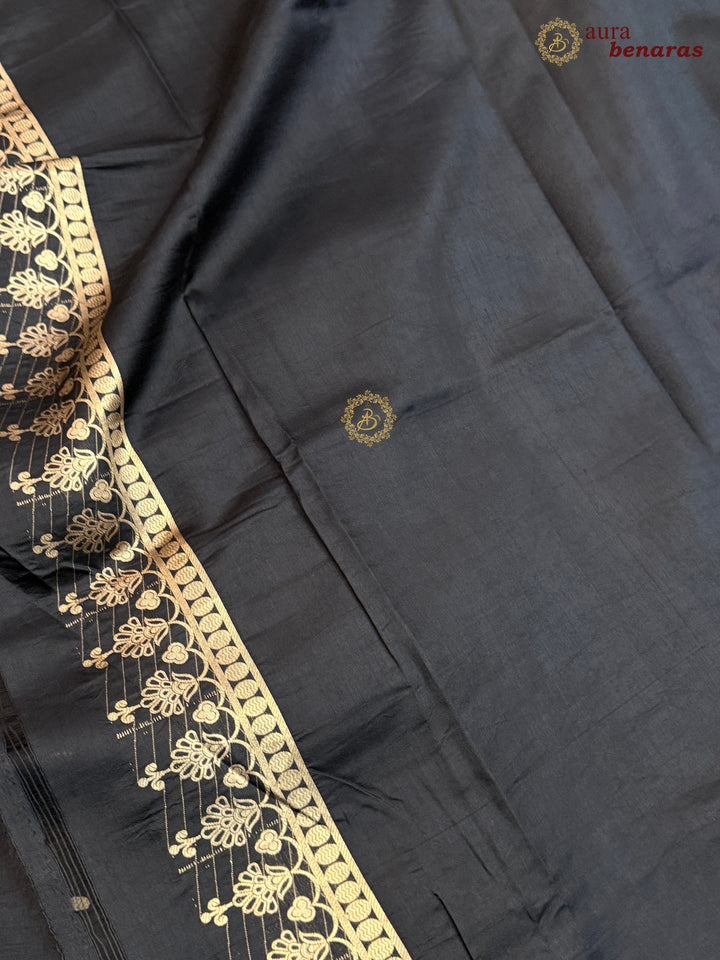 Black Banarasi Silk Saree | Kadhwa & Sona Rupa Border