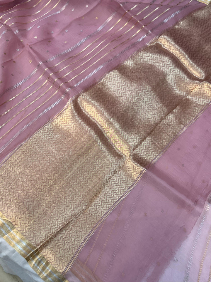 Light Onion Banarasi Handloom Kora Silk Saree - Aura Benaras