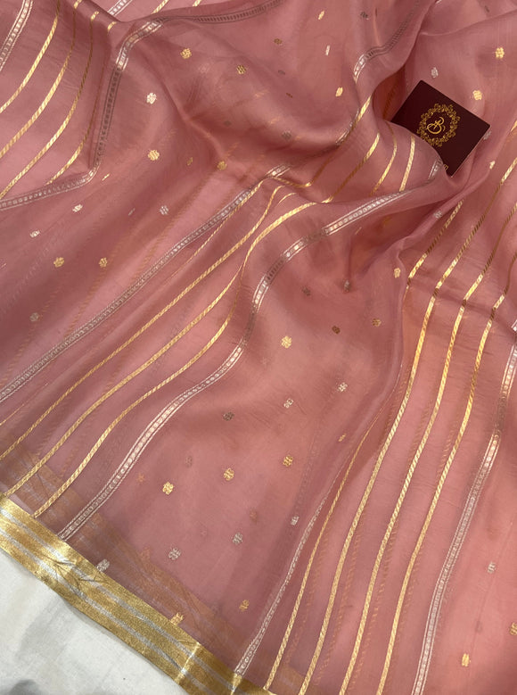 Light Onion Banarasi Handloom Kora Silk Saree - Aura Benaras