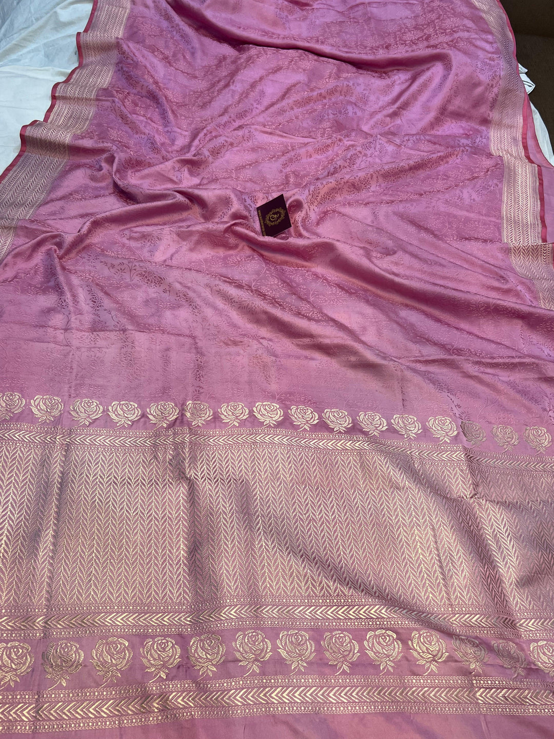 Onion Pink Pure Banarasi Handloom Katan Satin Silk Saree
