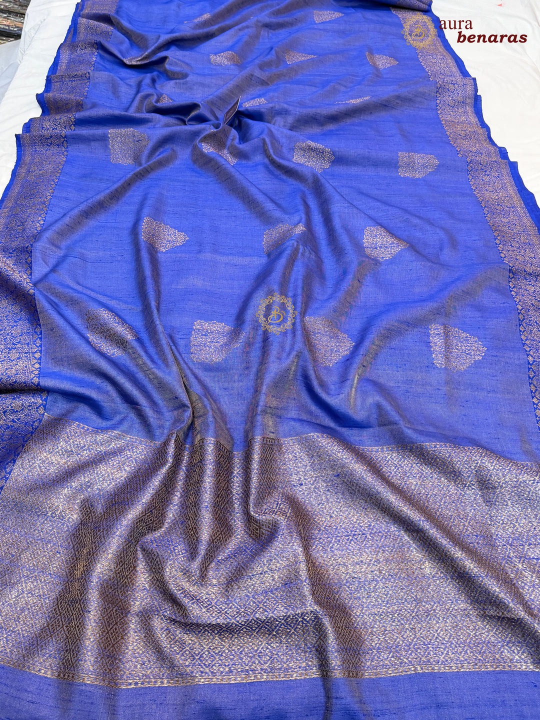 Royal Blue Raw Silk Banarasi Saree – Kadhwa Floral Design