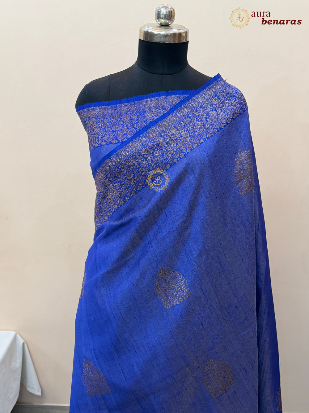 Royal Blue Raw Silk Banarasi Saree – Kadhwa Floral Design