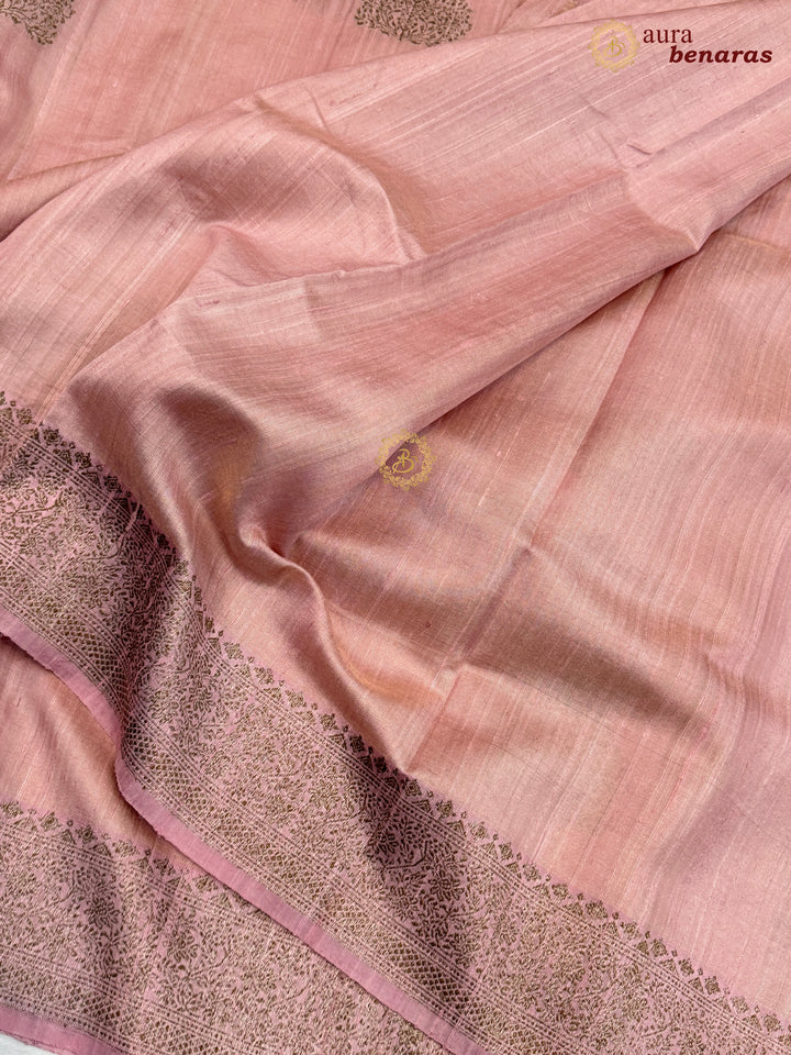 Old Rose Raw Silk Banarasi Saree – Kadhwa Floral Design