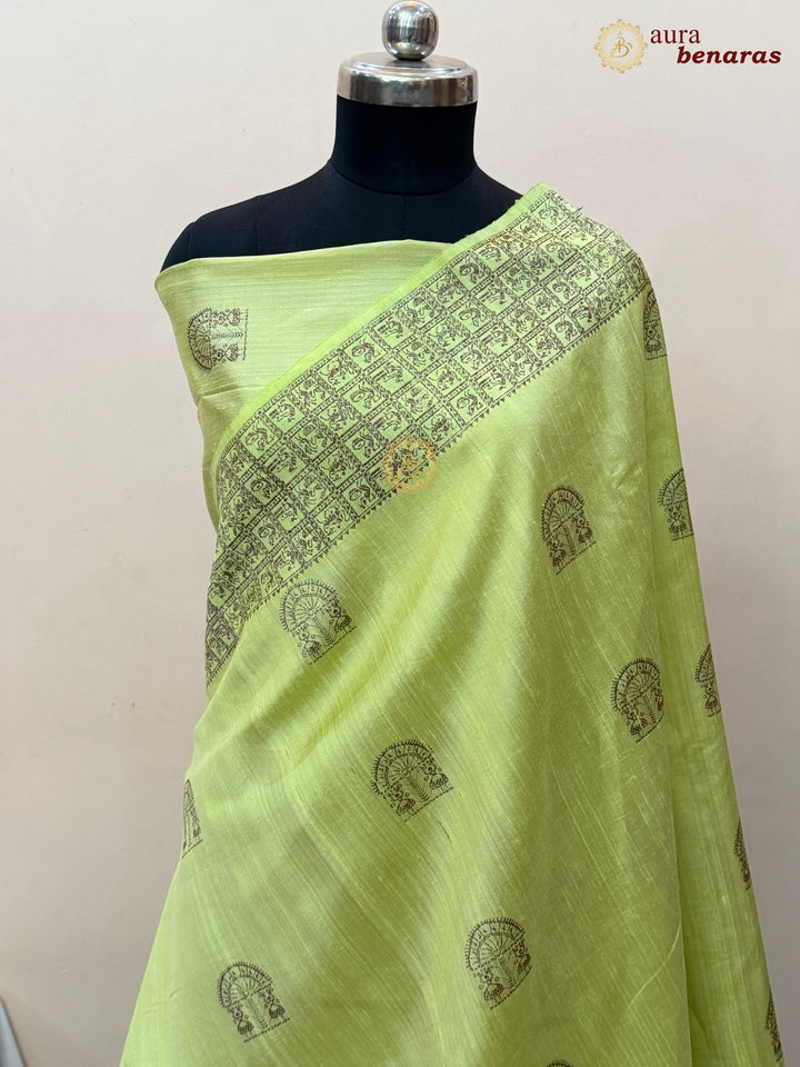Pista Green Raw Silk Banarasi Saree – Kadhwa Floral Design