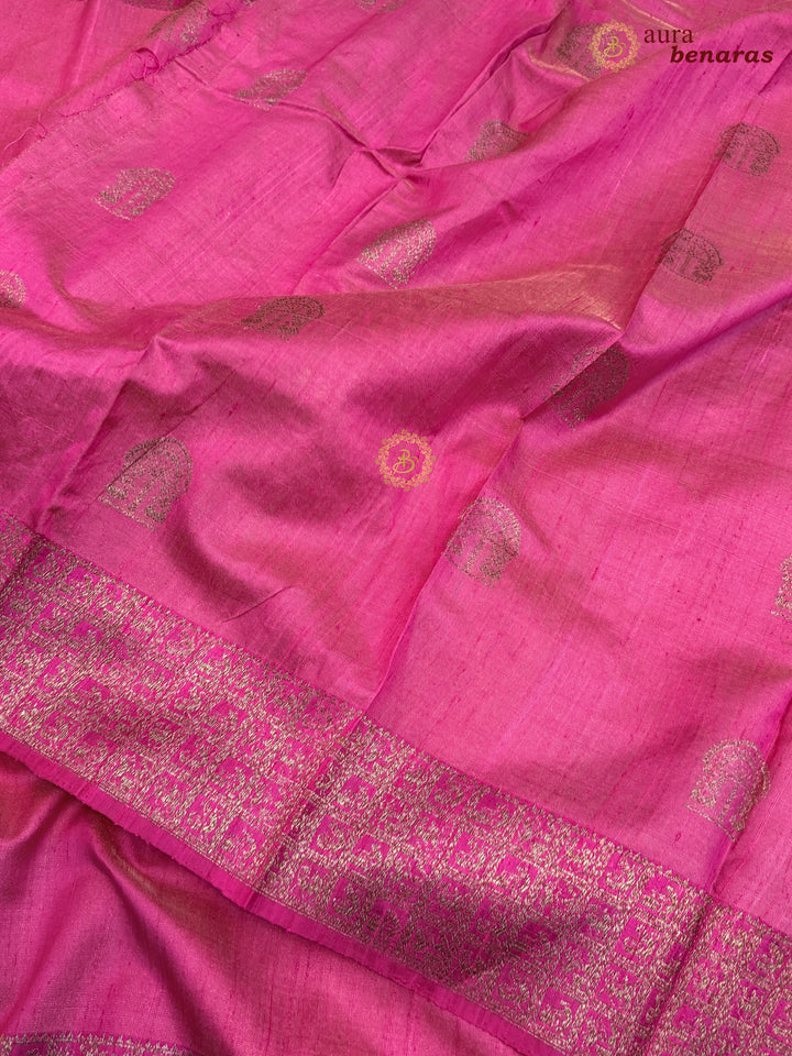 Rani Pink Raw Silk Banarasi Saree – Kadhwa Floral Design