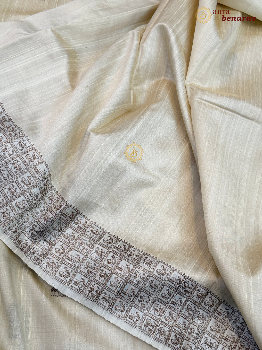 Cream Raw Silk Banarasi Saree – Kadhwa Floral Design