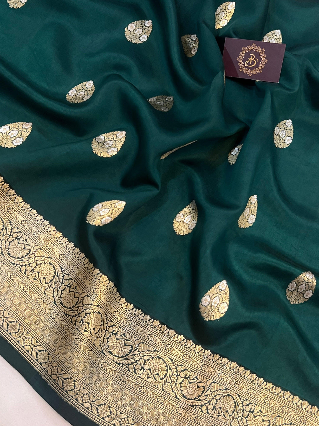 Bottle Green Pure Banarasi Handloom Silk Saree - Aura Benaras