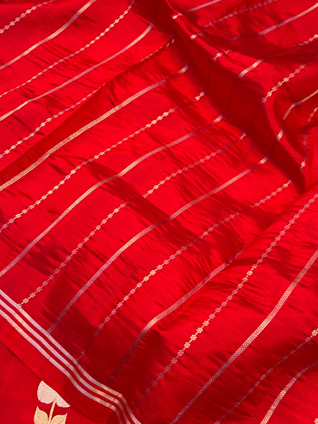 Red Pure Silk Handloom Banarasi Saree