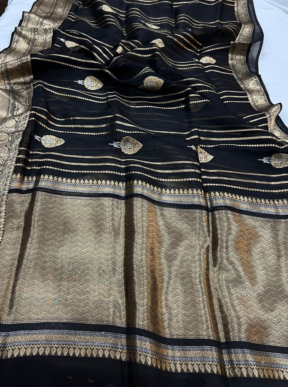 Black Pure Banarasi Handloom Kora Silk Saree - Aura Benaras