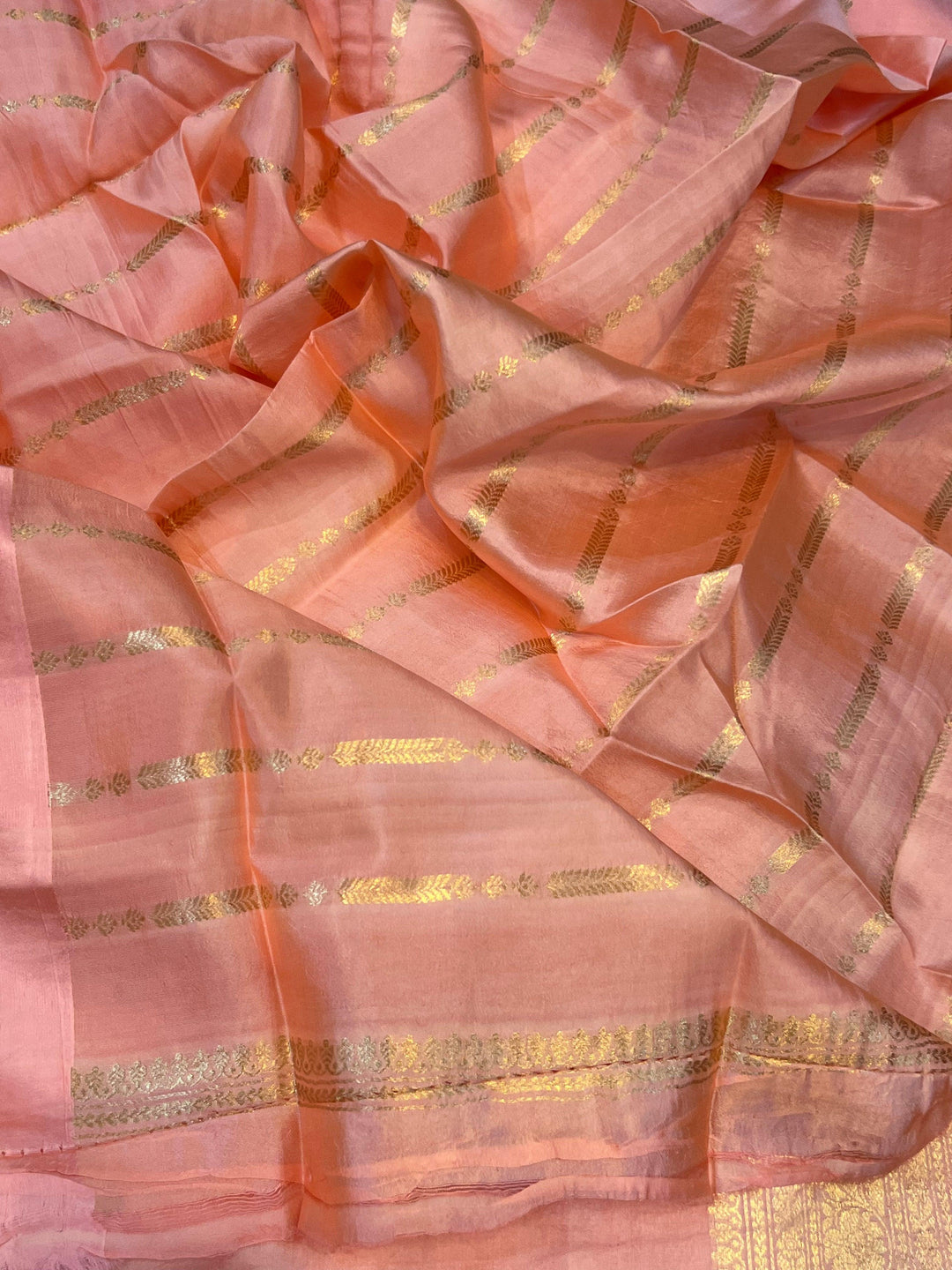 Peach Pure Banarasi Handloom Silk Saree - Aura Benaras