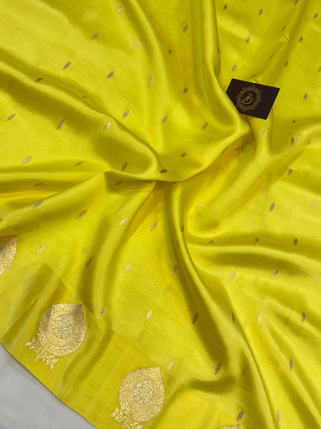 Lemon Yellow Pure Banarasi Handloom Silk Saree - Aura Benaras