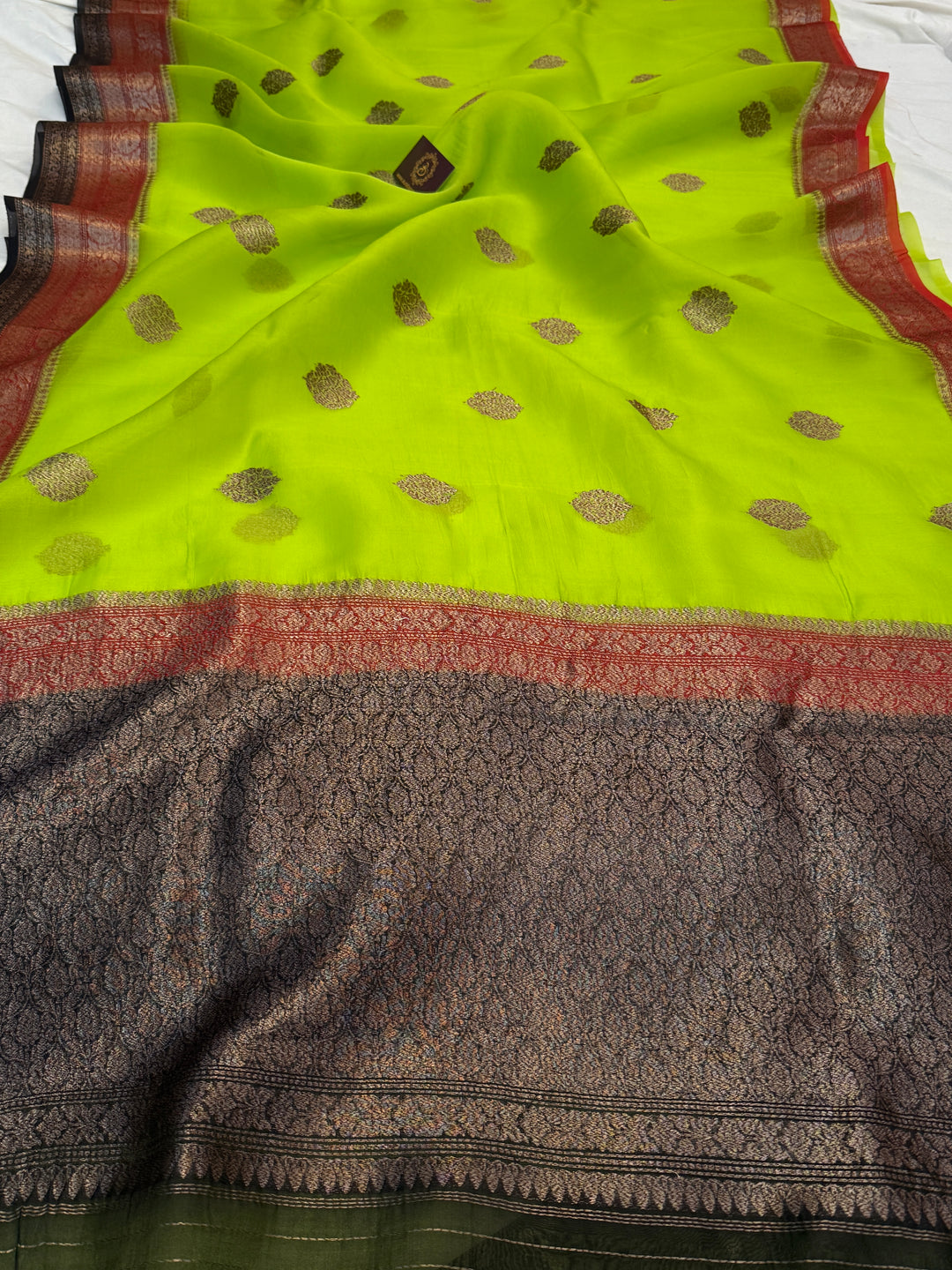 Lemon Yellow Pure Kora Silk Handloom Banarasi Saree