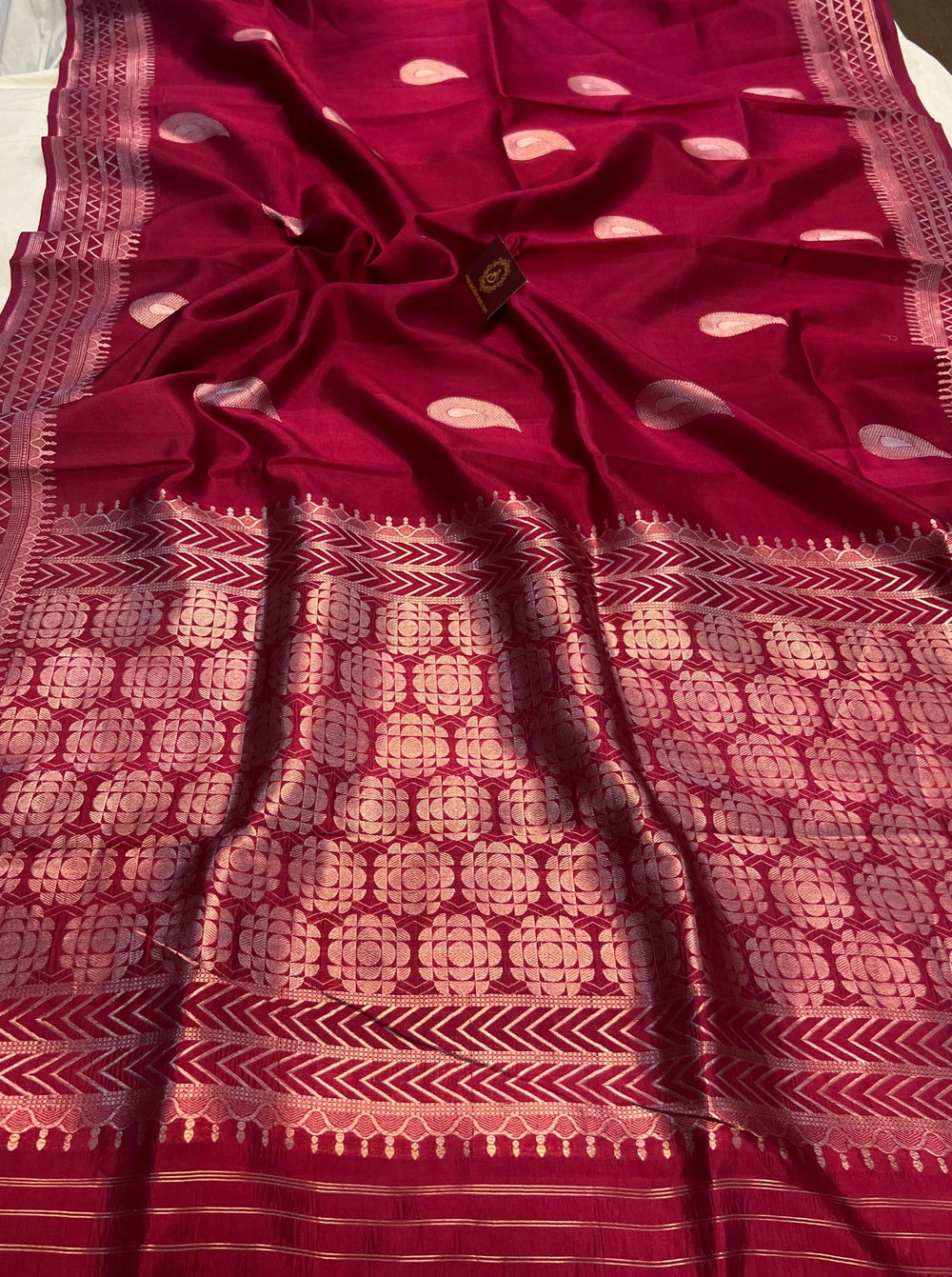 Maroon Pure Banarasi Handloom Silk Saree - Aura Benaras