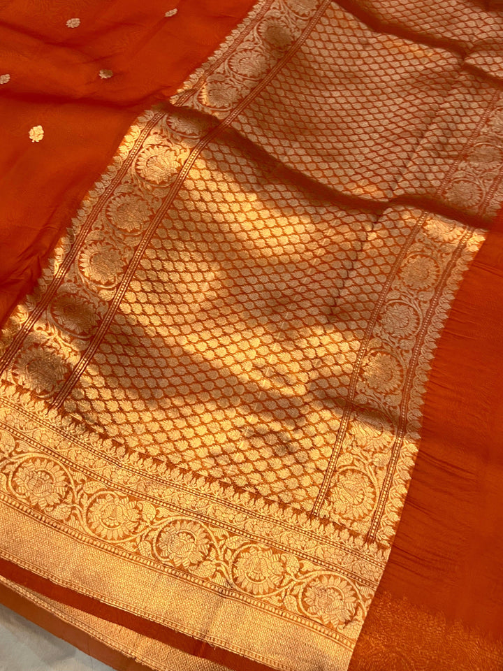 Earthy Orange Banarasi Handloom Kora Silk Saree - Aura Benaras