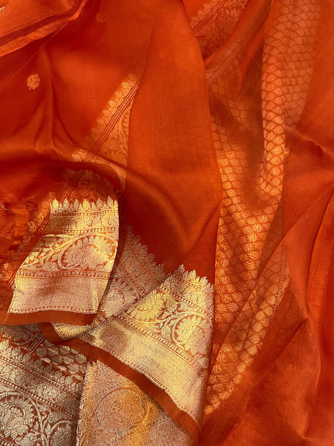 Earthy Orange Banarasi Handloom Kora Silk Saree - Aura Benaras