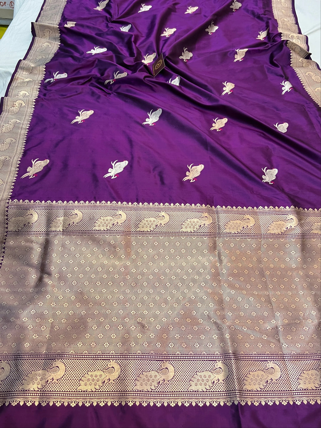 Purple Pure Katan Silk Handloom Banarasi Saree – Aura Benaras