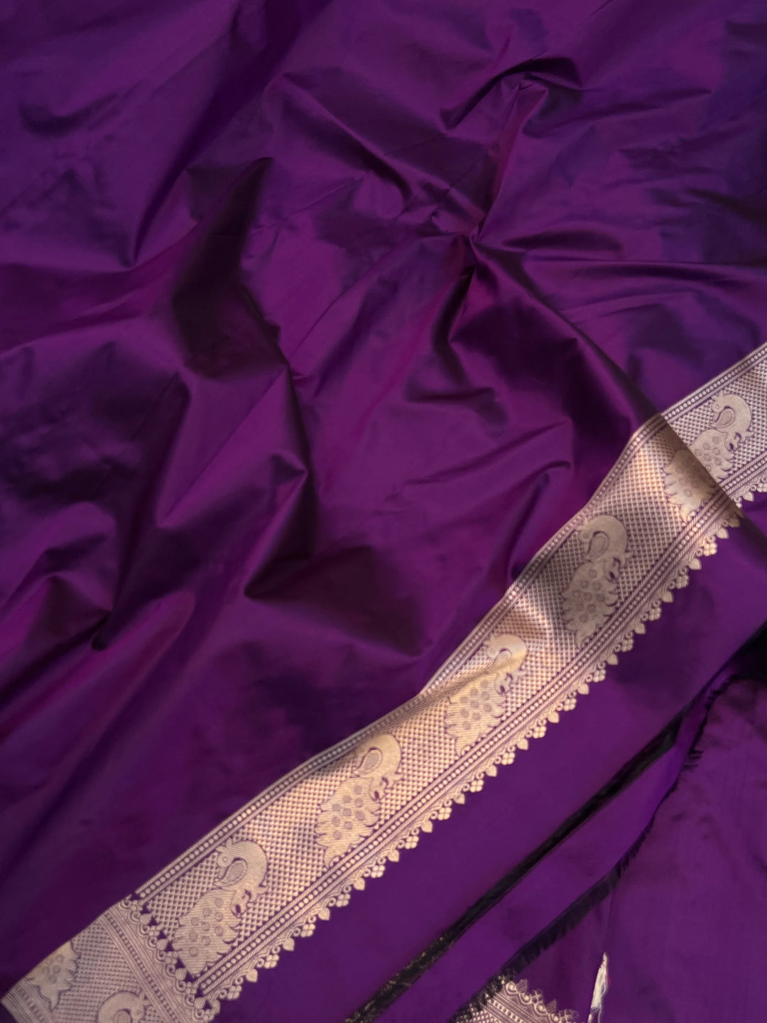 Purple Pure Katan Silk Handloom Banarasi Saree – Aura Benaras