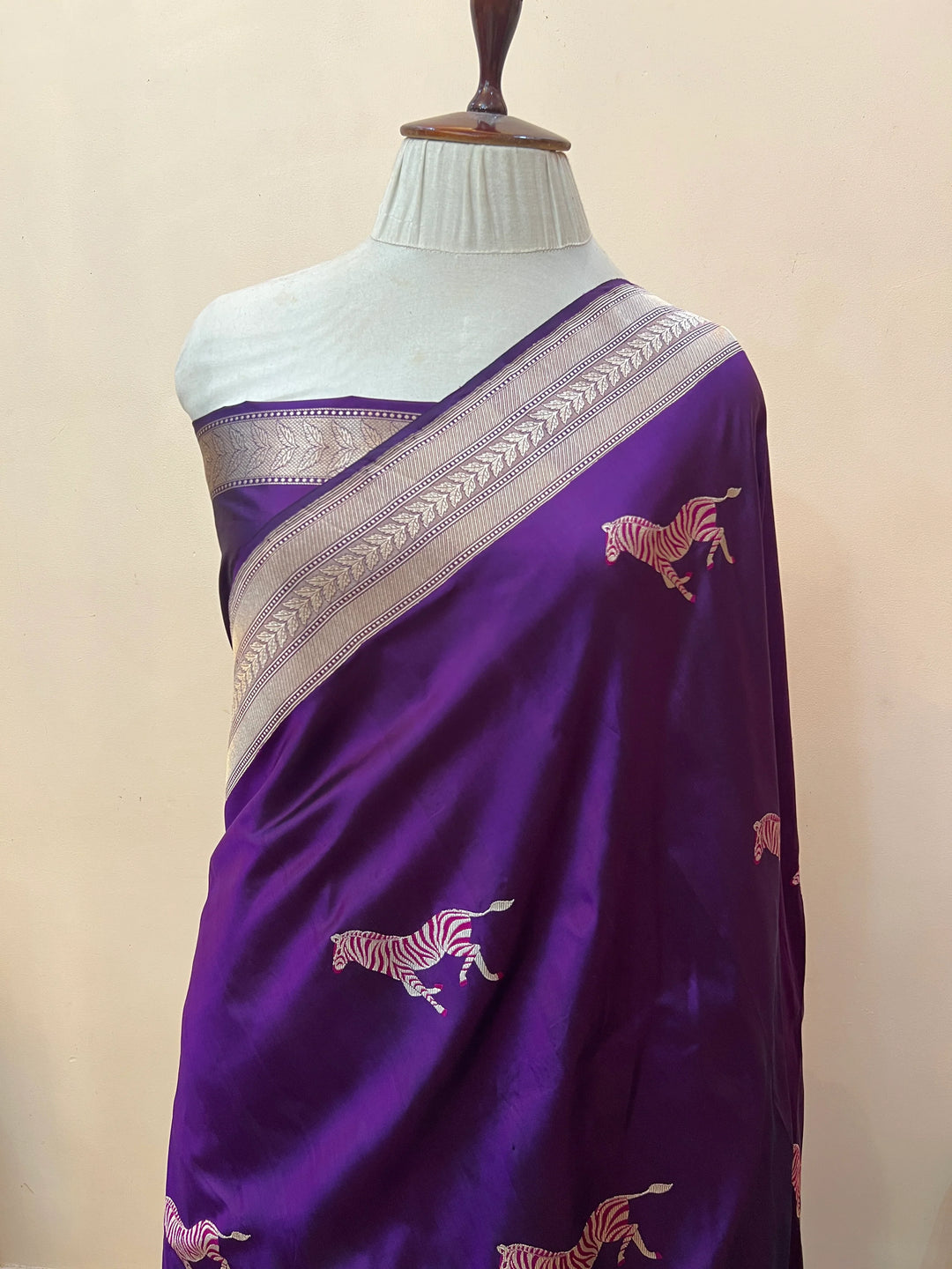 Purple Pure Katan Silk Handloom Banarasi Saree