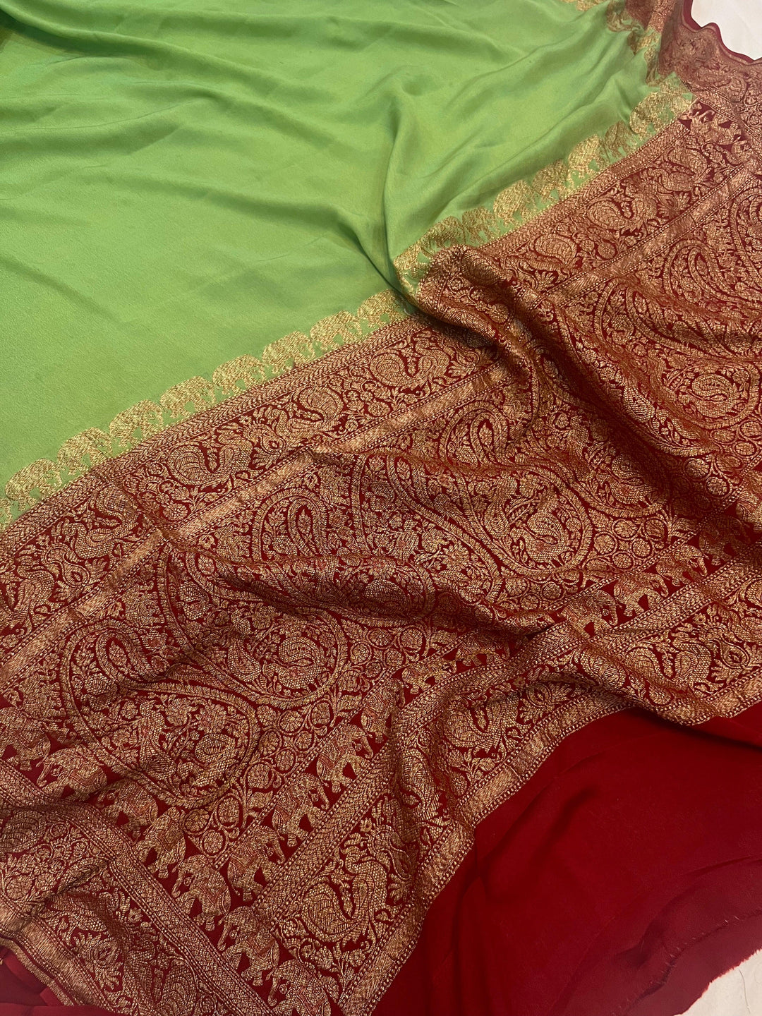 Mehendi Green Pure Banarasi Khaddi Crepe Silk Saree - Aura Benaras