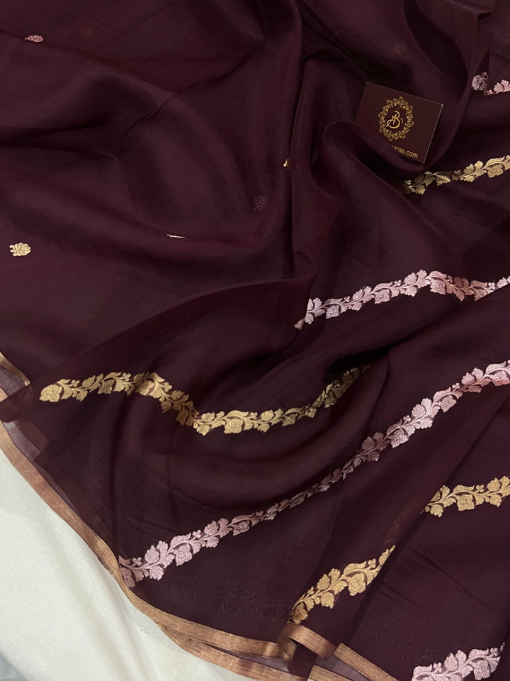 Garnet Banarasi Handloom Kora Silk Saree - Aura Benaras