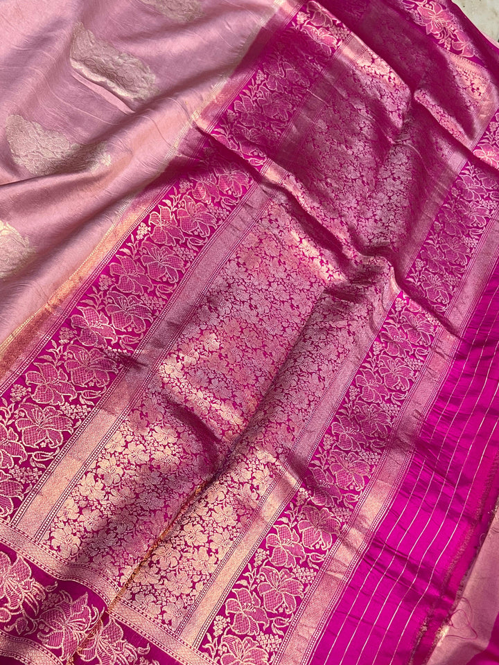 Designer pallu with intricate golden zari work on Banarasi silk saree